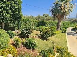 Villa With Private Pool, BBQ Area