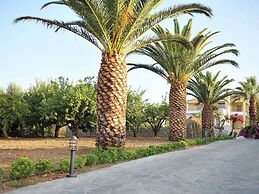 Villa With Private Pool, BBQ Area