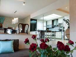 Villa With Private Pool, BBQ Area