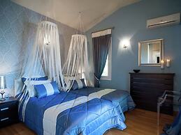 Villa With Private Pool, BBQ Area