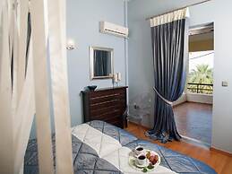 Villa With Private Pool, BBQ Area