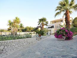 Villa With Private Pool, BBQ Area