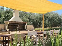 Villa With Private Pool, BBQ Area