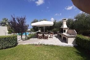 Villa With Private Pool, BBQ Area