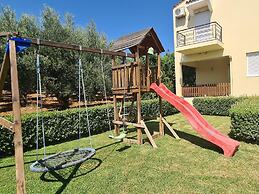 Villa With Private Pool, BBQ Area