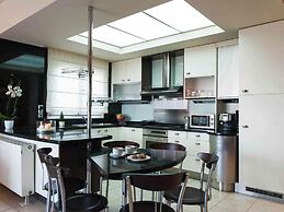 Villa With Private Pool, BBQ Area