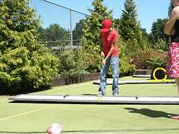 Tidy Chalet With Dishwasher Near a National Park