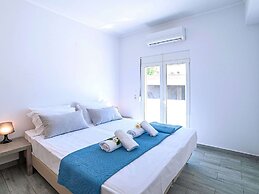 New Beautiful Villa With Private Pool at Coastal Area Just Outside Ret