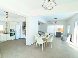 New Beautiful Villa With Private Pool at Coastal Area Just Outside Ret