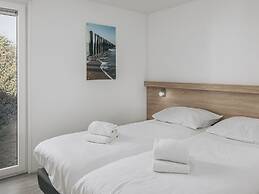 Modern Chalet With Sauna, Near Cosy Domburg