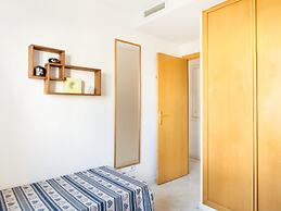 Pretty Holiday Home in Sant Josep de Sa Talaia near Sea