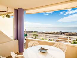 Pretty Holiday Home in Sant Josep de Sa Talaia near Sea