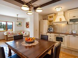 Child-friendly Villa With Private Swimming Pool and sea View in Sumart