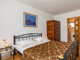 Child-friendly Villa With Private Swimming Pool and sea View in Sumart