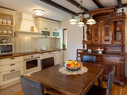 Child-friendly Villa With Private Swimming Pool and sea View in Sumart