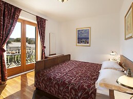 Child-friendly Villa With Private Swimming Pool and sea View in Sumart