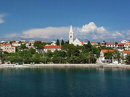 Child-friendly Villa With Private Swimming Pool and sea View in Sumart