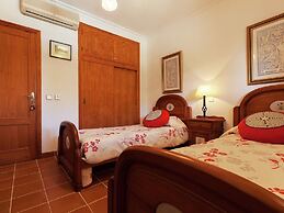 Belvilla by OYO Almadrava