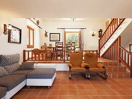 Belvilla by OYO Almadrava