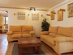 Belvilla by OYO Almadrava