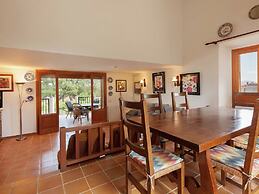 Belvilla by OYO Almadrava