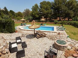 Belvilla by OYO Almadrava