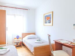 Charming Villa With Spacious Rooms and Private Swimming Pool in the La