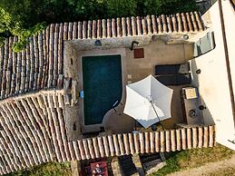 Comfortable Holiday Home With Pool