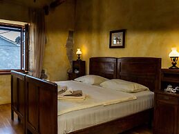 Comfortable Holiday Home With Pool