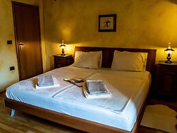 Comfortable Holiday Home With Pool