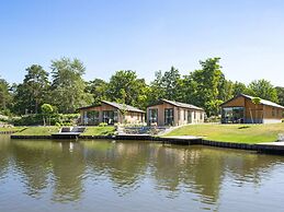 Chalet With Dishwasher in the Green Kempen