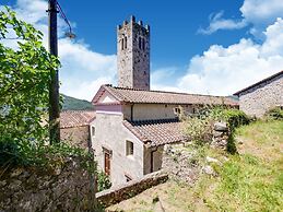 Belvilla by OYO Farmhouse With Private Terrace