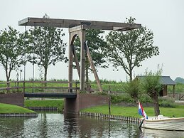 Holiday Home Built in Zaanse Style, Near Alkmaar