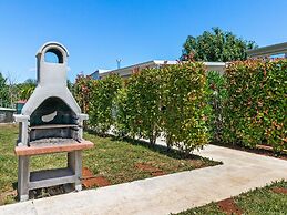 Exquisite Mobile Home in Banjole With Garden