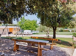 Exquisite Mobile Home in Banjole With Garden