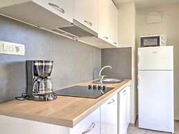 Magnificent Mobile Home in Banjole With Swimming Pool