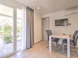 Magnificent Mobile Home in Banjole With Swimming Pool