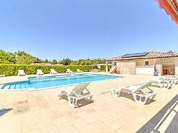 Magnificent Mobile Home in Banjole With Swimming Pool