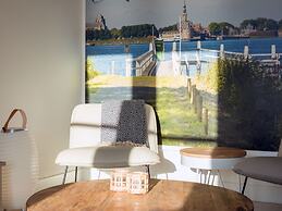 Modern Apartment 2 Bath Rooms, Close to Lake Veere