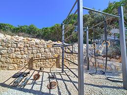 Modern Villa in Cres With Pool