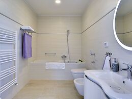 Modern Villa in Peroj With Pool and Parasol