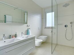 Modern Villa in Peroj With Pool and Parasol