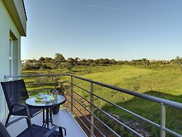 Comfortable House With Large Garden and Terrace, Near the Beach