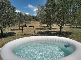 Comfortable House With Large Garden and Terrace, Near the Beach