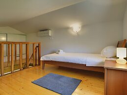 Villa in Peroj With Pool