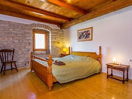 Boutique Villa With Pool in Peresiji