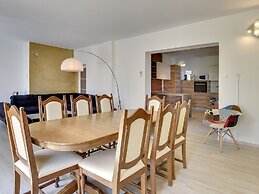 Quaint Holiday Home in Liznjan With Pool