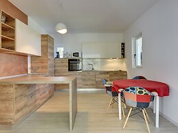 Quaint Holiday Home in Liznjan With Pool