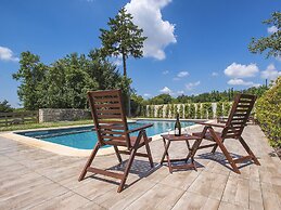 Spacious Holiday Home in Svetvincenat With Pool