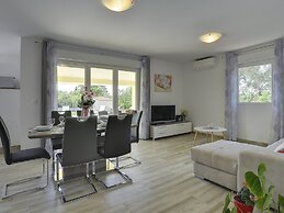 Villa With Swimming Pool in Marcana